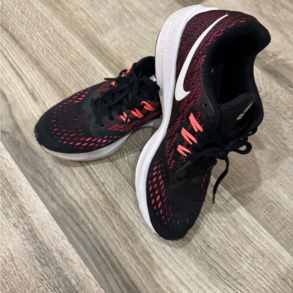 Nike Black and Pink Athletic Sneakers